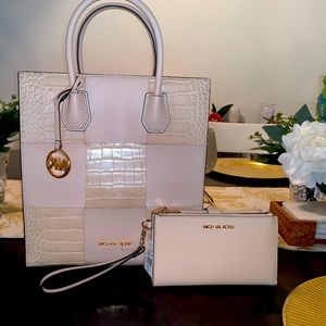 ***SOLD*** NWT Michael Kors Mercer Satchel w/Matching Wallet